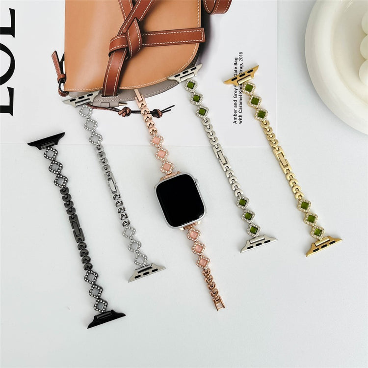 Apple Watch 49mm / 45mm / 44mm / 42mm Watch Strap Rhinestone Clover Band - Black#serie_1