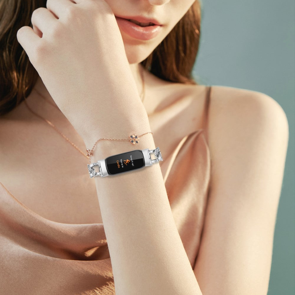 Rigtigt Hårdfør Metal Og Rhinsten Rem passer til Fitbit Luxe - Sølv#serie_3