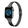 Remarquablement soigné, le bracelet métallique de 45 mm de l'Apple Watch Series 7.
