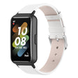 Remarquablement élégant, le Huawei Band 7 est un bracelet en cuir véritable.
