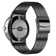 Très élégant, le bracelet métallique de la montre Google Pixel Watch.